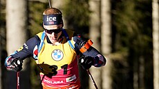 Norský biatlonista Johannes Thingnes Bö na trati sprintu v Pokljuce.