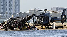 Sráka dvou vrtulník v australském Gold Coast, pi které zemeli tyi lidé....