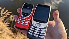 Nokia 8210 a Nokia 8210 4G