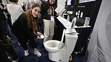 U-Scan je malý analyzátor, který se přichytí ke stěně záchodové mísy. Poskytuje...