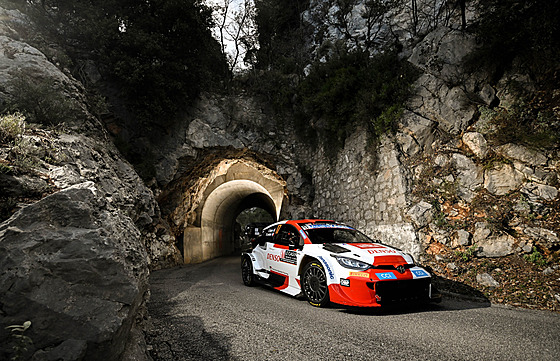 Sébastien Ogier v první etap Rallye Monte Carlo.