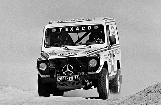 Mercedes G, se kterým Jacky Ickx a Claude Brasseur vyhráli rally PaíDakar v...