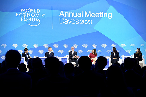 Šéf NATO Jens Stoltenberg na zasedání Světového ekonomického fóra v Davosu