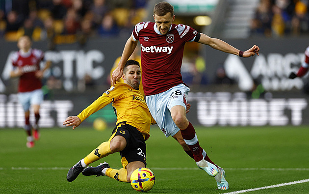 ONLINE: West Ham hostí Southampton. Pak United nastoupí v Newcastlu