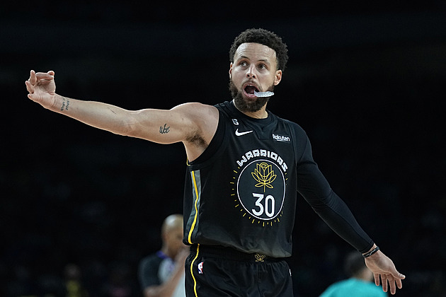 Curry vypadl kvůli zranění podruhé v sezoně NBA ze sestavy Golden State