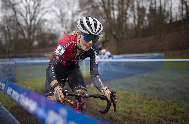 Zemanová si na cyklokrosařském SP v Dendermonde dojela pro šesté místo