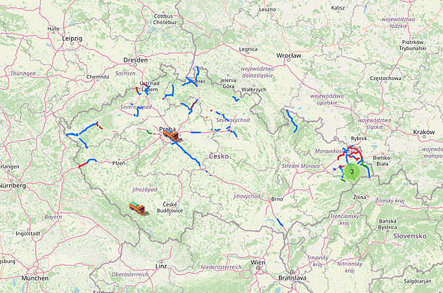 ŘSD spustilo nový web s mapou, ukazuje polohu vozidel zimní údržby