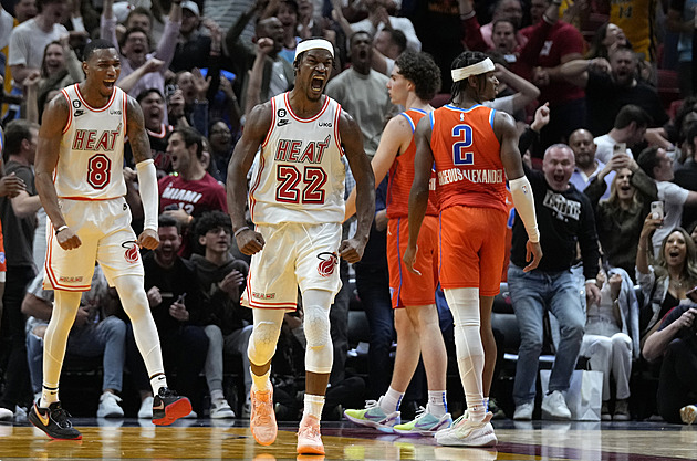 Clevelandu nestačilo na výhru ani 46 bodů Mitchella. Butler trefil 23 šestek