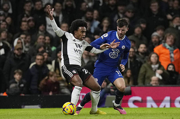 Chelsea prohrála už pátý zápas ze sedmi, Félix začal v Londýně vyloučením