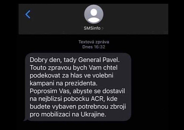 Dostanete výzbroj a budete mobilizováni, říká lidem falešná SMS podepsaná Pavlem