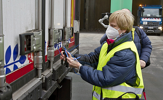 V Polsku odhalili u drůbeže ptačí chřipku, vysoce nakažlivý typ, varuje úřad