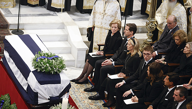 Na pohřeb řeckého krále přijely korunované hlavy z celé Evropy