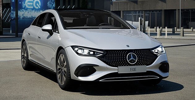 auto roku 2023 Mercedes-Benz EQE