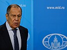 Ruský ministr zahranií Sergej Lavrov na výroní tiskové konferenci v Moskv....