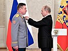 Ruský generálplukovník Alexandr Lapin dostal od diktátora Vladimira Putina ád...