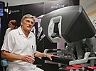 Prim�� urologie Jaroslav �en�ek byl jedn�m z odborn�k�, kte�� nov� robotick�...