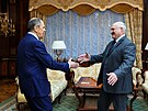Bloruský prezident Alexandr Lukaenko pijal ruského ministra zahranií...