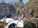 Letadlo v Nepálu s 68 civilními cestujícími a 4 leny posádky na palub se...