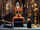 České korunovační klenoty jsou vystaveny veřejnosti v katedrále svatého Víta...