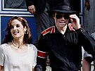 Lisa Marie Presleyová a Michael Jackson (Budape, 6. srpna 1994)
