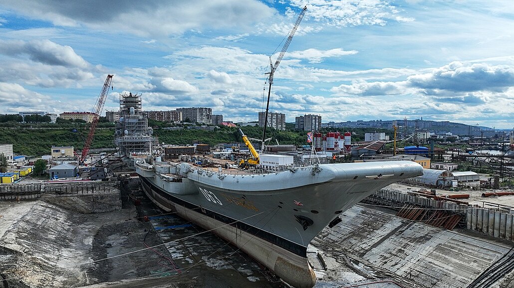 Opravy jediné ruské letadlové lodi Admiral Kuzn�cov (5. srpna 2022)