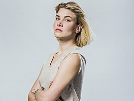 &#8203;&#8203;&#8203;Vizáistka aneta Skruná (23) je nesmírn upovídaná a...