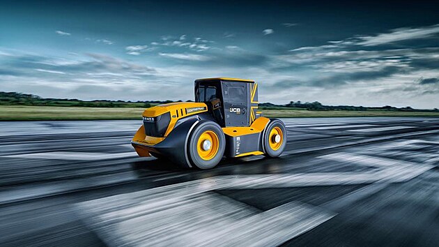 Uniktn zvodn traktor byl schopn pojezdu prmrnou rychlost 217,8 kilometru v hodin, v maximu pak doshl 247,37 kilometru.