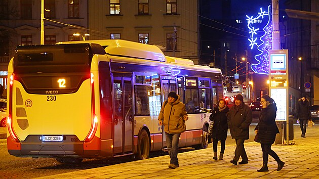 Velk� zm�ny �ekaj� u� za p�r dn� cestuj�c� v jihlavsk� MHD. Budou jezdit nov� linky, kter� budou tak� nov� pojmenovan�. Nov� j�zdn� ��d za�ne platit 1. �nora.