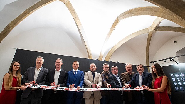 P�ska k zah�jen� v�stavy na pardubick�m z�mku byla slavnostn� p�est�i�ena 17. ledna v 10 hodin dopoledne.