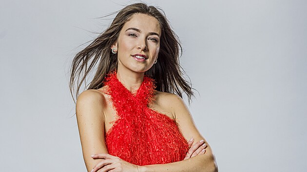Andrea Bezdkov v roce 2016 vyhrla titul Miss esk republiky. Ve volnm ase rda hraje tenis a tan.