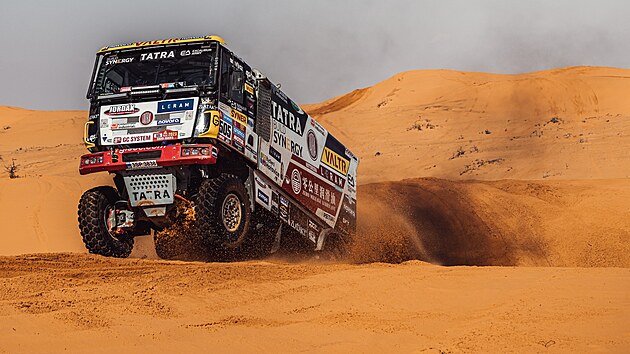 Jaroslav Valtr s kamionem Tatra v est etap Rallye Dakar
