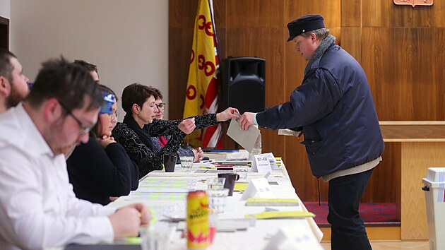 Prezidentsk volby v Novm Vesel, kde m venkovsk byt konc prezident Milo Zeman (13. ledna 2023)