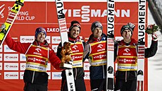 Rakou�tí skokané Stefan Kraft, Michael Hayböck, Manuel Fettner a Daniel...