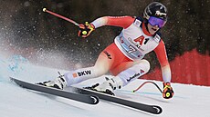 Lara Gutová-Behramiová bhem superobího slalomu ve Svatém Antonu