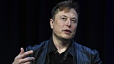 éf Tesly Elon Musk se zapsal do Guinnessovy knihy rekord.