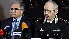 Tisková konference po zatení éfa sicilské mafie Mattea Messina Denara. (16....