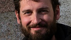 �t�pán Ku�era se ve své nové knize hloub�ji zano�il do historie svého rodného...