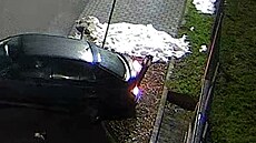 Opilý �idi� zazpíval strá�ník�m kus opery