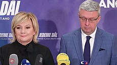 éfka poslaneckého klubu ANO Alena Schillerová a místopedseda Snmovny Karel...