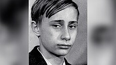 Fotka z mládí, kdy Vladimir Putin pat�il do jedné z part petrohradských...
