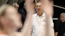 Dušan Medvecký jako trenér basketbalistek Slavie