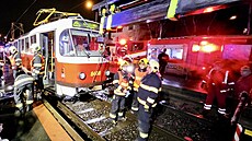 V Plzeňské ulici se srazila tramvaj s padesátiletým mužem. Poškozený zůstal...