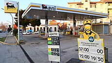 Ceny u italských pump p�ekro�ily hranici dvou eur u� v b�eznu 2022 po za�átku...