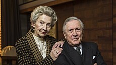 Daniela Kolá�ová a Petr Kostka v seriálu Zlatá labu� (2023)