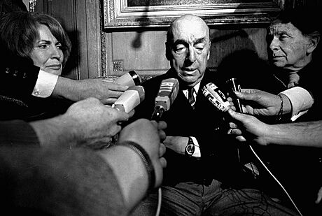Pablo Neruda na snímku z roku 1971