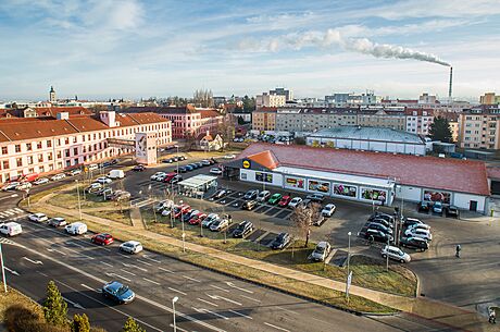 Obchodní domy Lidl a Billa nahradí nová bytová výstavba.