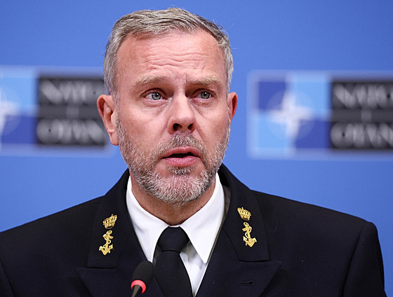 Pedseda vojenského výboru NATO, admirál Rob Bauer
