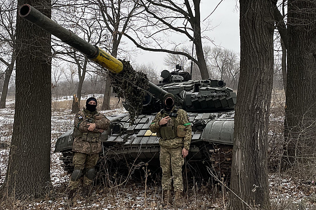 Až dostaneme západní tanky, Rusové budou zase utíkat, říkají vojáci
