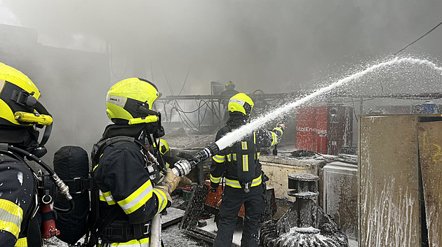 Hořela bouda na Příbramsku, po uhašení požáru se našlo mrtvé tělo