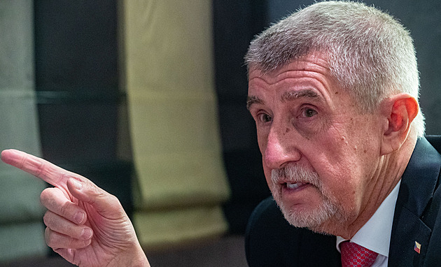 Babiš slíbil demonstraci důchodců, pokud koalice prosadí nižší růst penzí